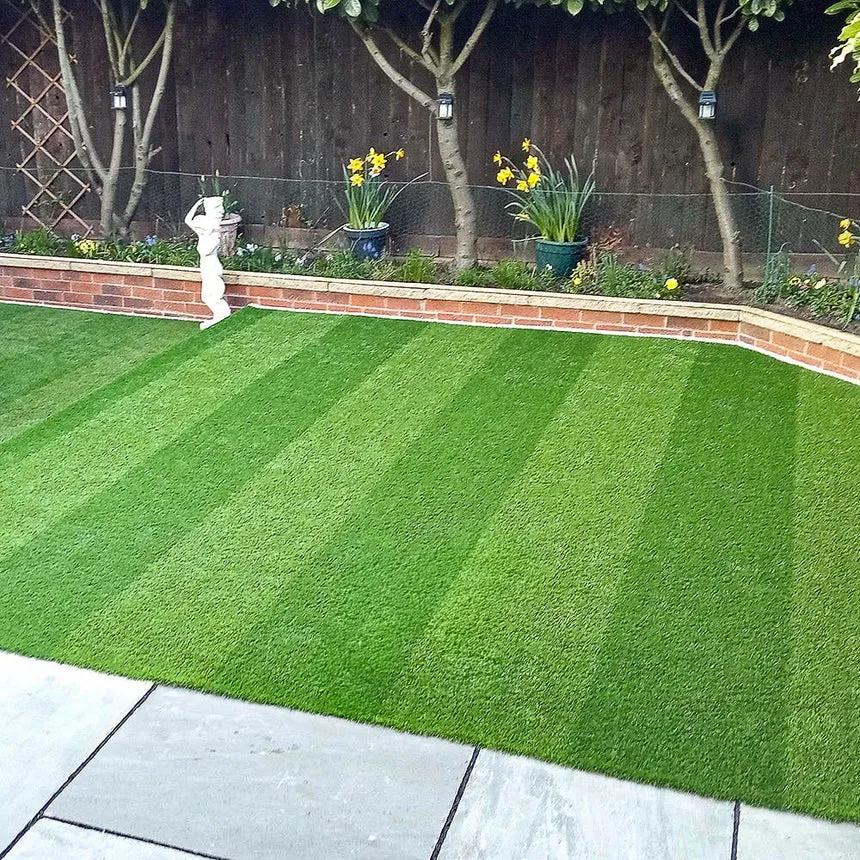 Wembley Striped 30mm Artificial Grass - Image 4