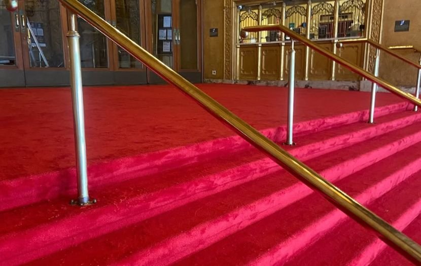 Choose our premium red carpets