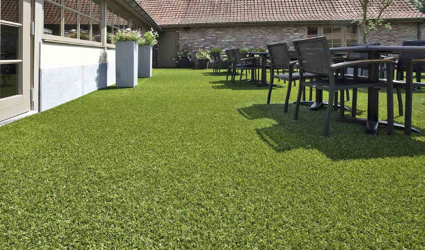 How to Save Money on Artificial Grass in Dubai